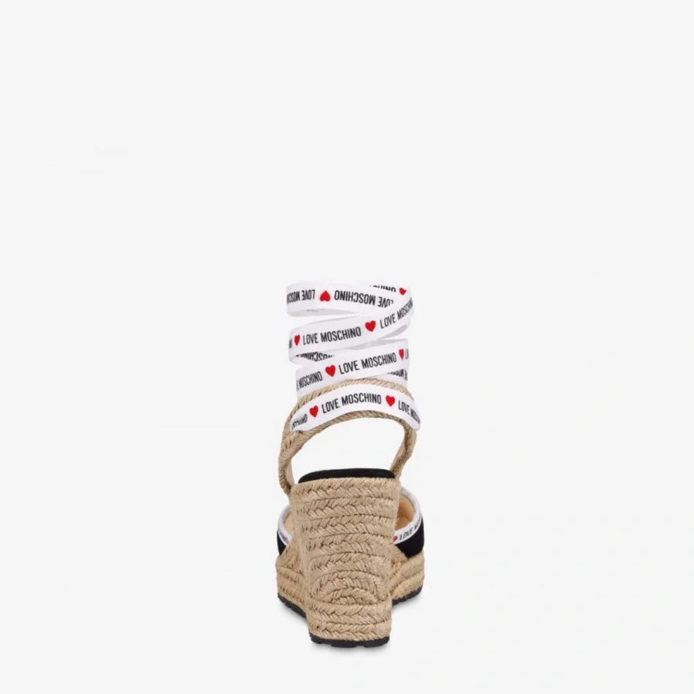 Love Moschino wedges